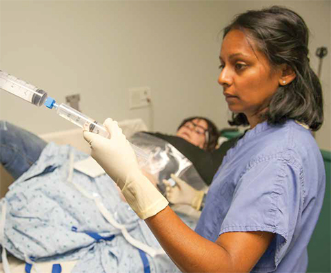 Spine Medication Therapy at Holy Cross Health